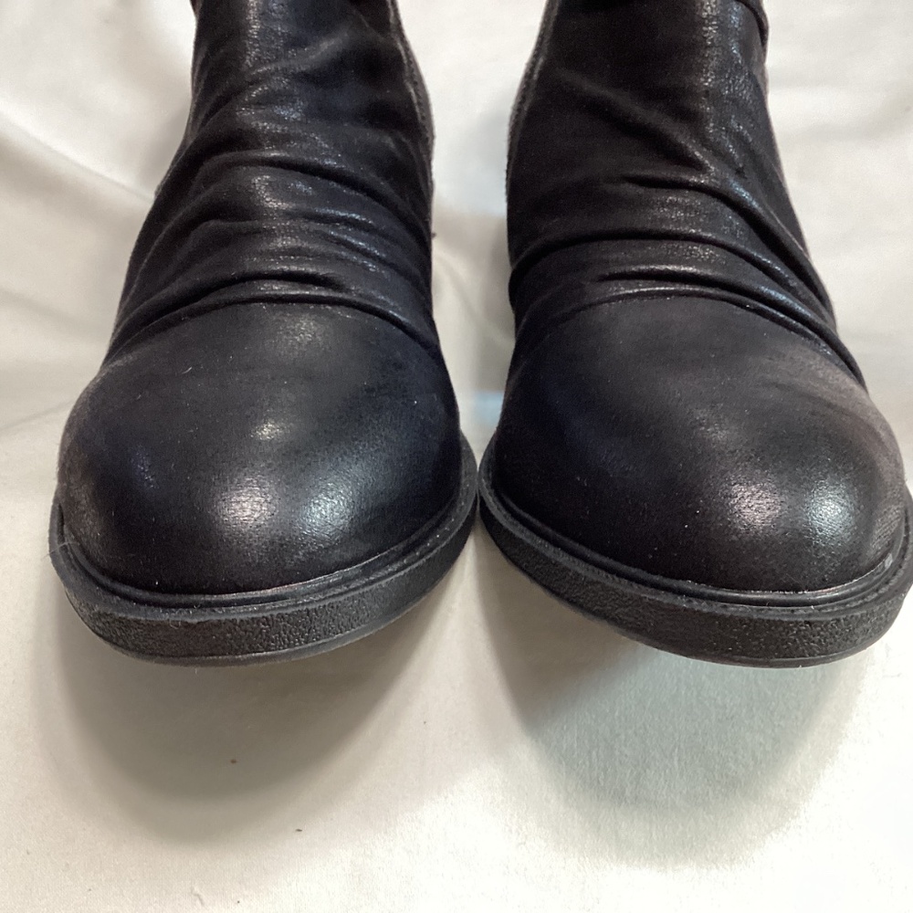 NWT Baretraps Stevie ankle boot - Picture 15 of 16